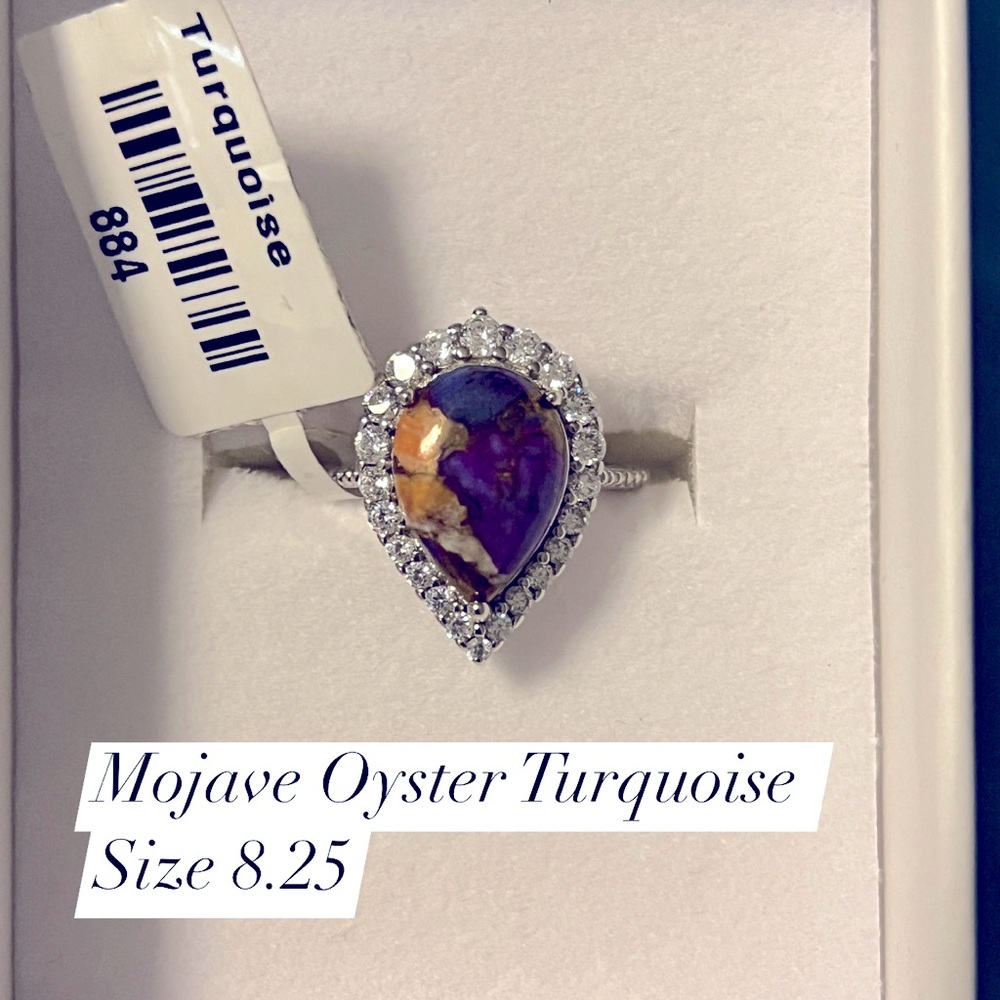 Beautiful Mojave Oyster Tourquiose Pear Shaped Ring. Size 8.25